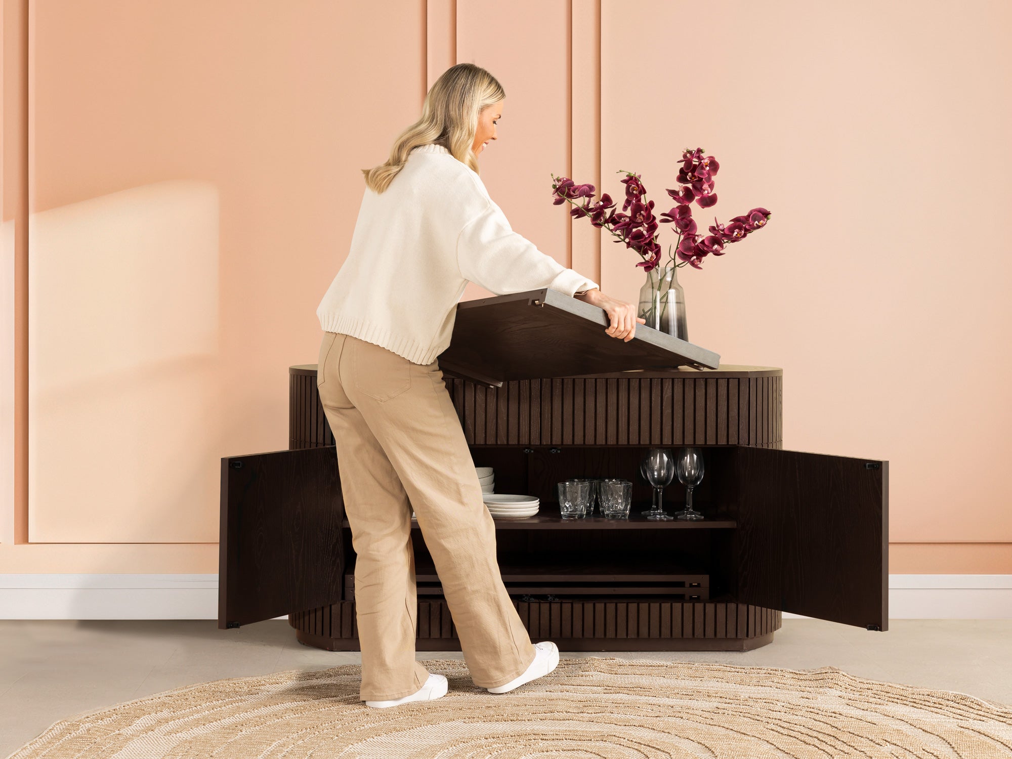 Curved Sideboard | Transformer Table